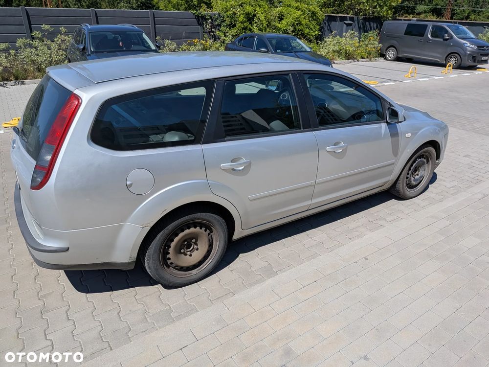Ford Focus - 12