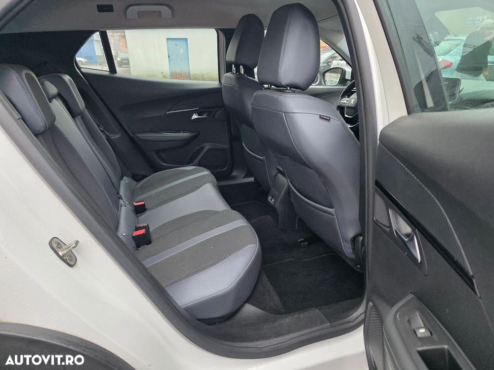 Peugeot 2008 1.2 PureTech Turbo S&S Allure - 14