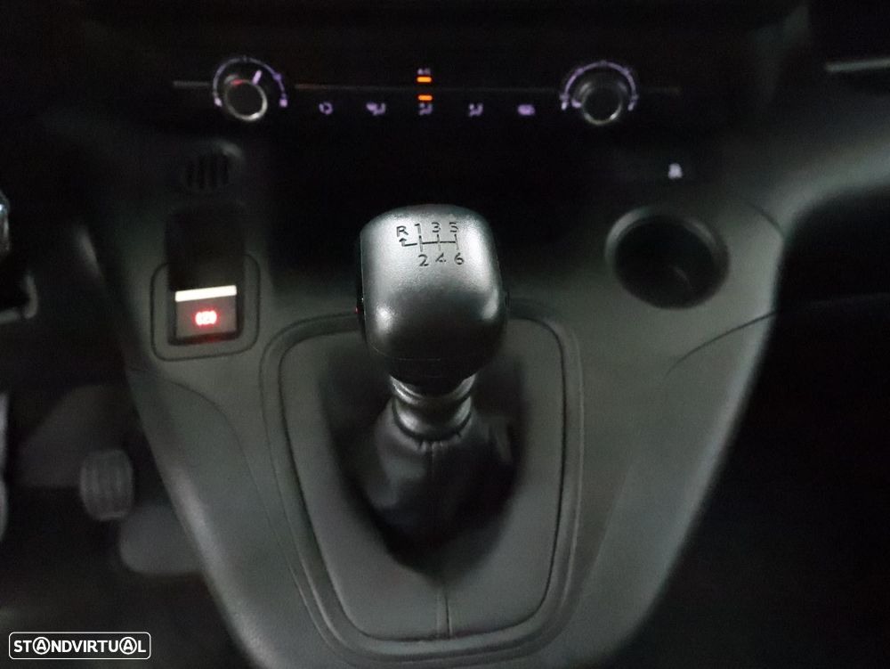 Peugeot Partner 1.5 BlueHDi Pro Standard - 21