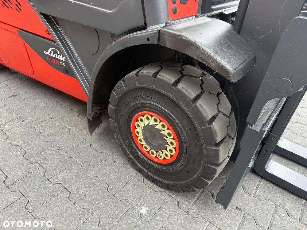 Linde H25T-02 - 13