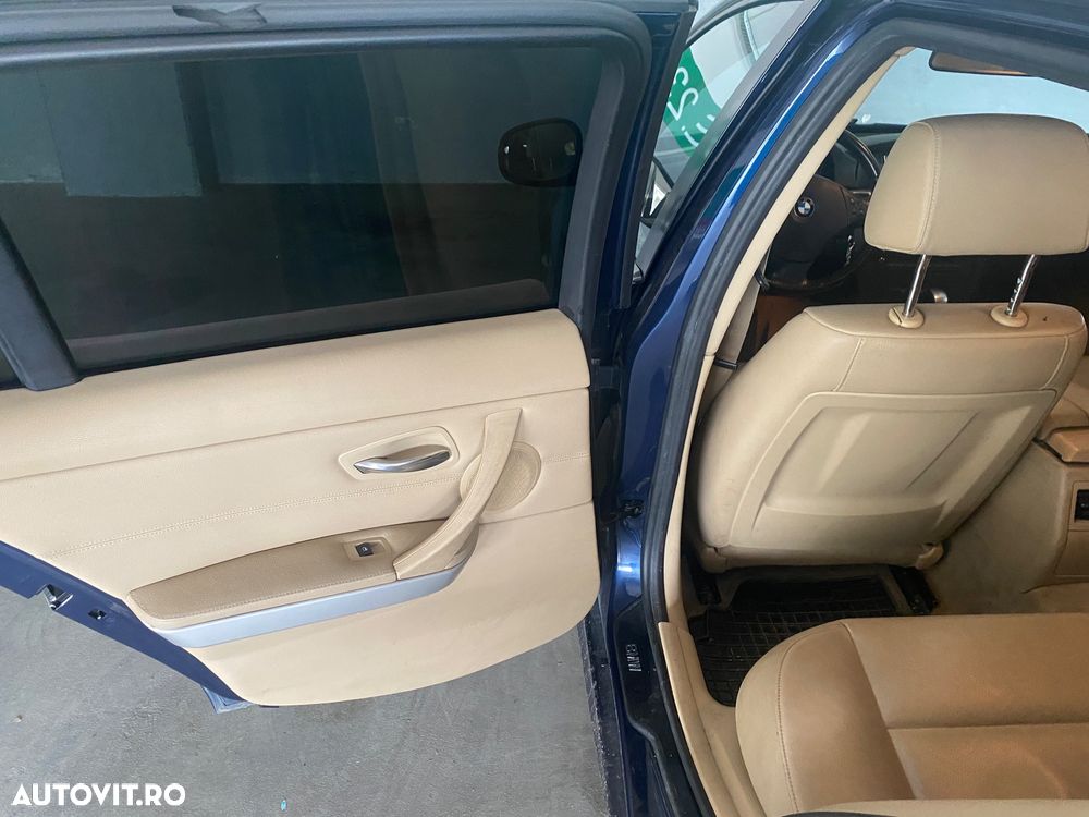 BMW Seria 3 - 16