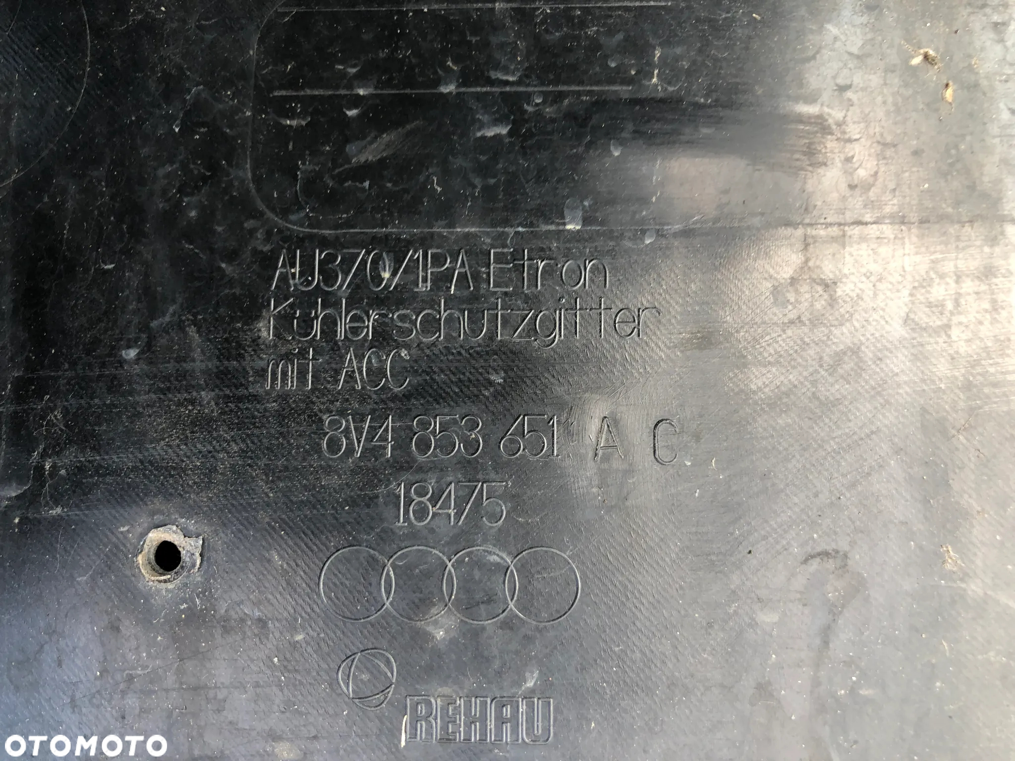 GRILL ATRAPA CHŁODNICY AUDI A3 8V E TRON LIFT - 4