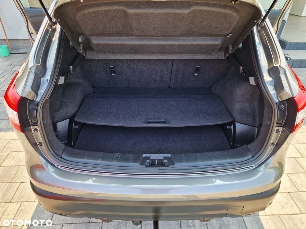 Nissan Qashqai 1.6 DCi Tekna EU6 - 25