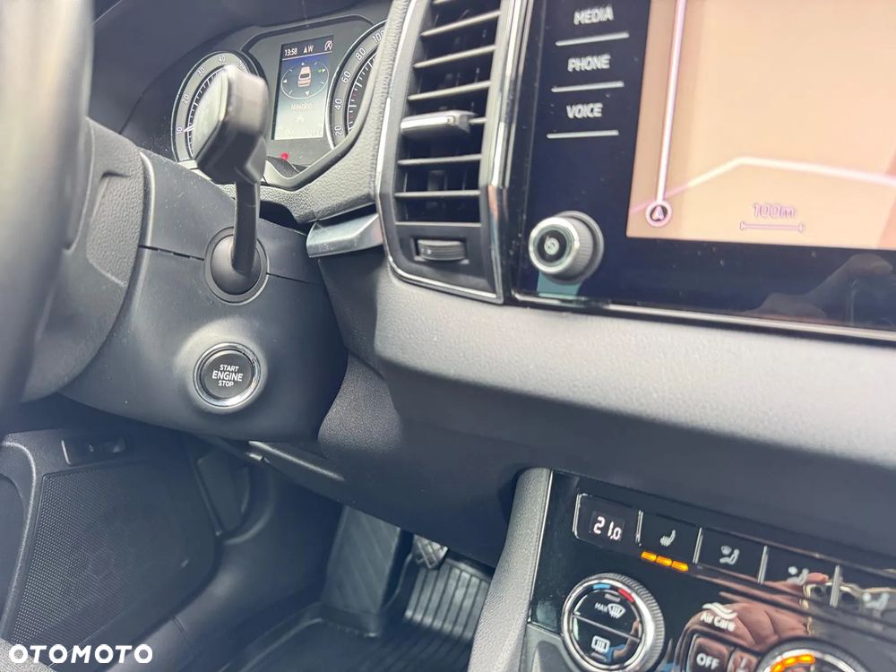 Skoda Karoq 1.5 TSI ACT 4x2 Style - 19