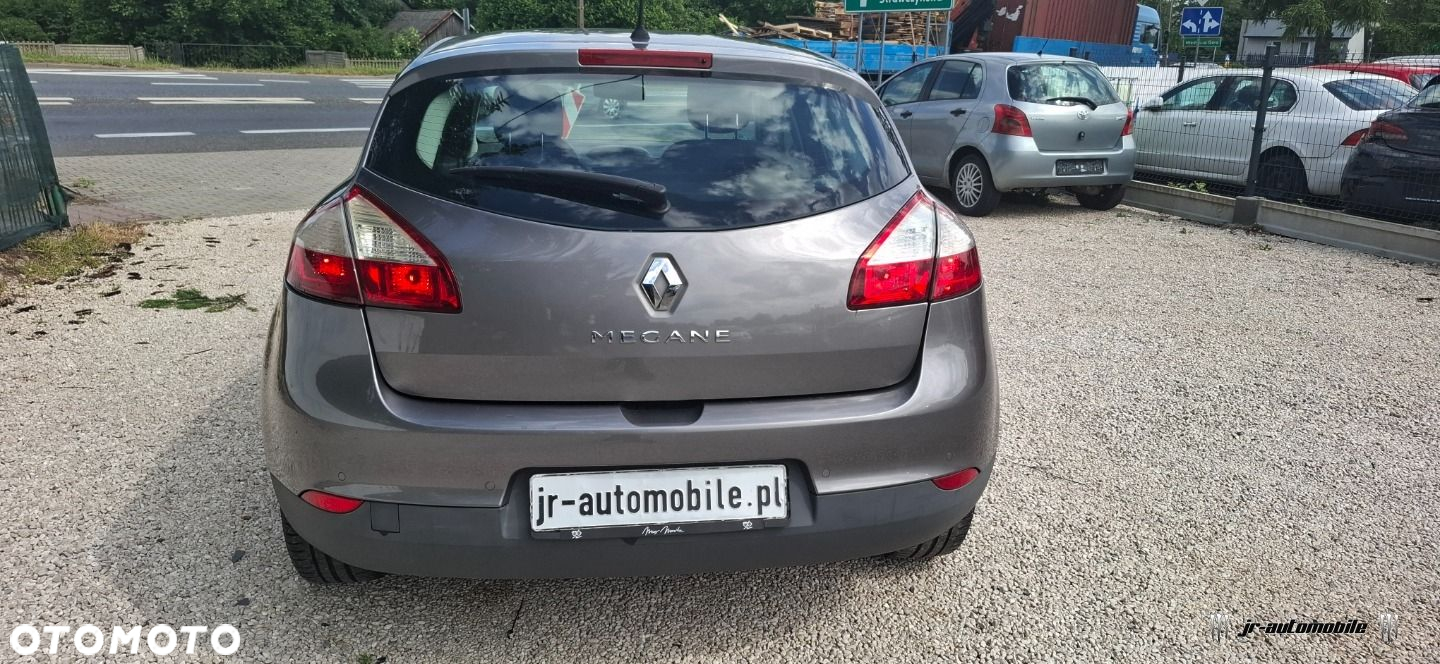 Renault Megane 2.0 140 CVT Dynamique - 9