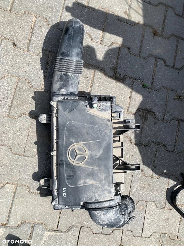 VITO VIANO obudowa filtra powietrza A4475280206 - 1