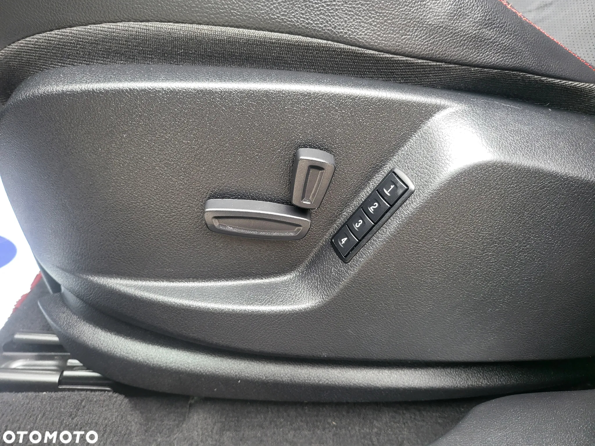 Ford S-Max 2.0 EcoBoost ST-Line - 14