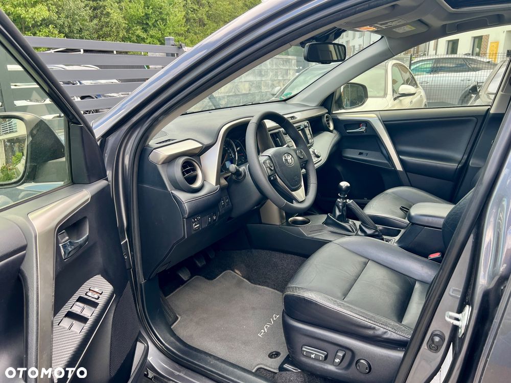 Toyota RAV4 2.0 4x4 - 5
