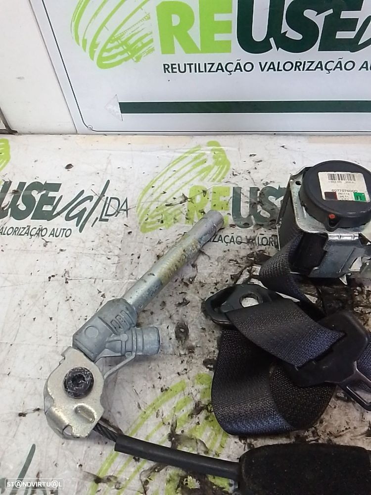 Cinto Segurança Fr Dto Opel Corsa D (S07) - 3