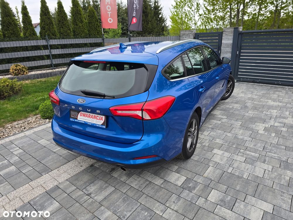 Ford Focus 1.0 EcoBoost STart-Stopp-System TITANIUM - 14