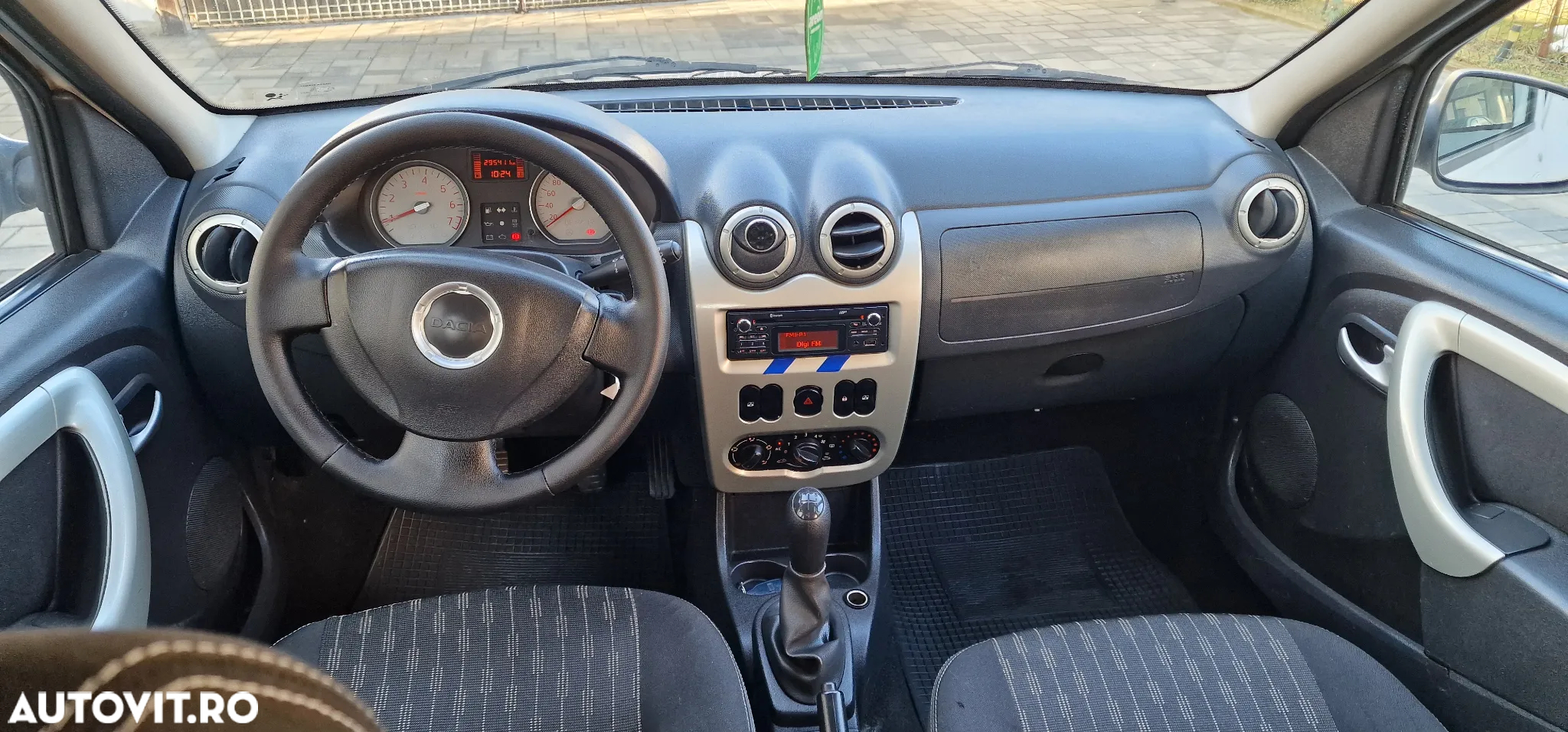 Dacia Logan MCV 1.6 MPI Laureate - 6