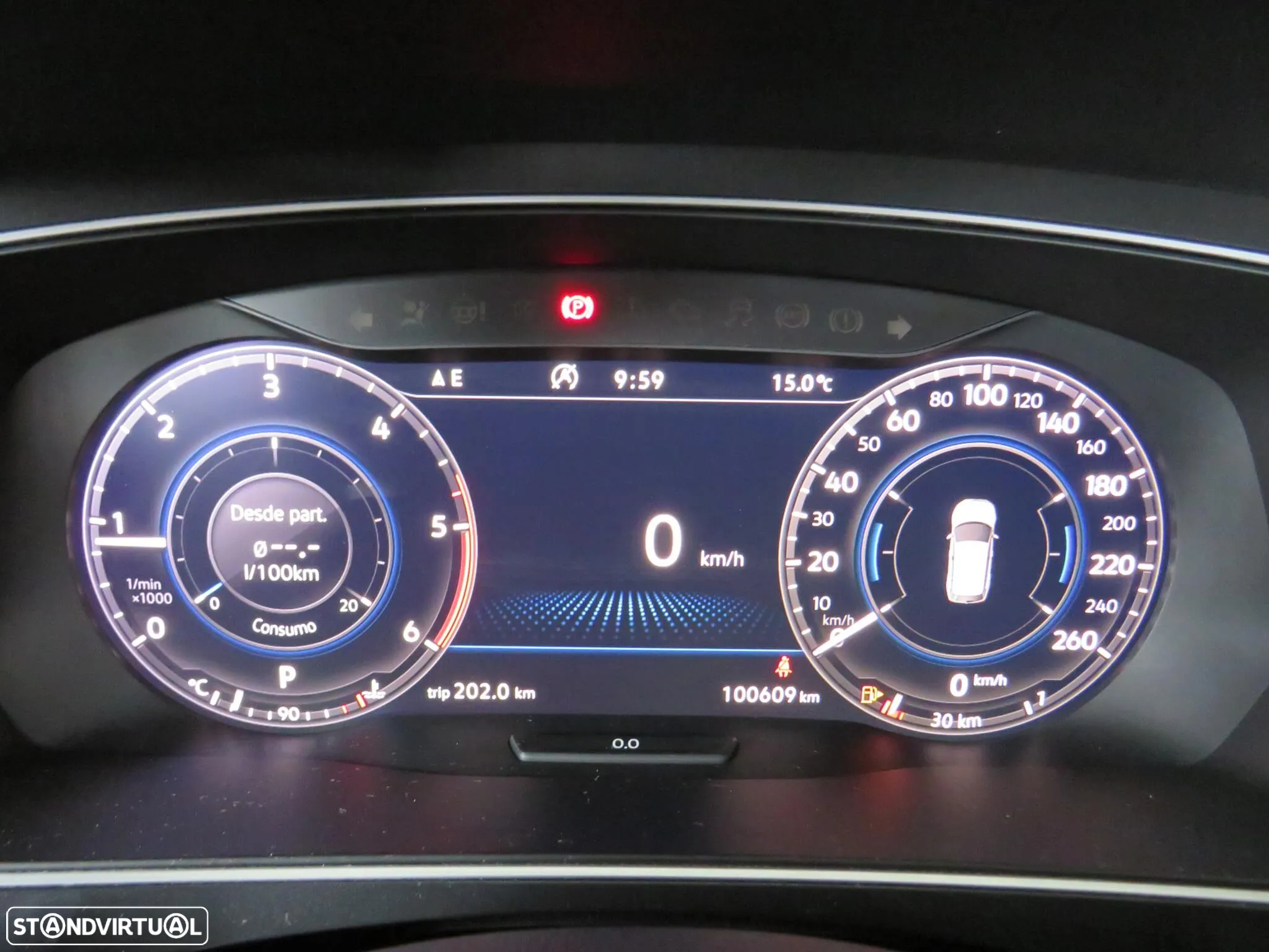 VW Tiguan 2.0 TDI R-Line DSG 4Motion - 24