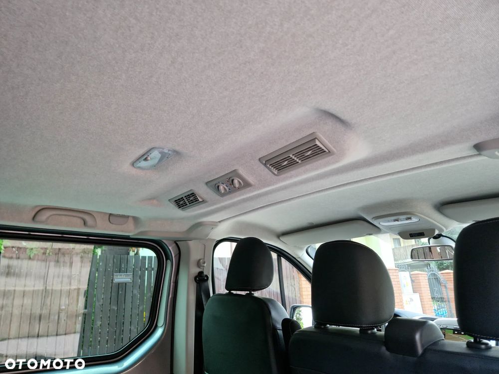 Renault Trafic Grand SpaceClass 2.0 dCi EDC - 23