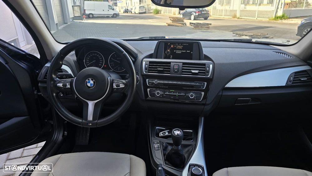 BMW 116 d Line Urban - 13