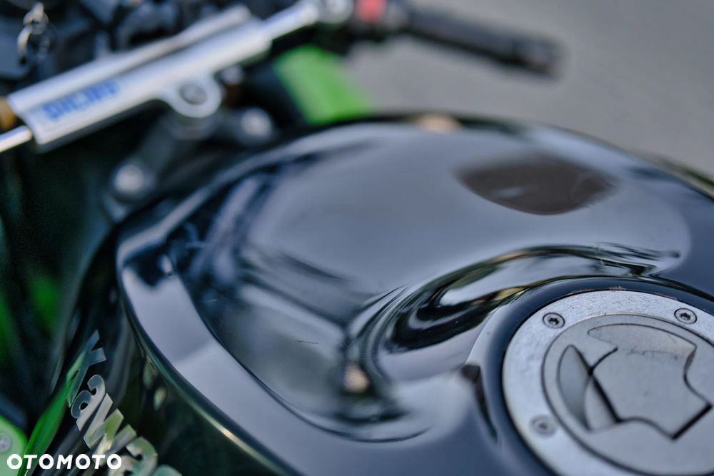 Kawasaki ZX - 3