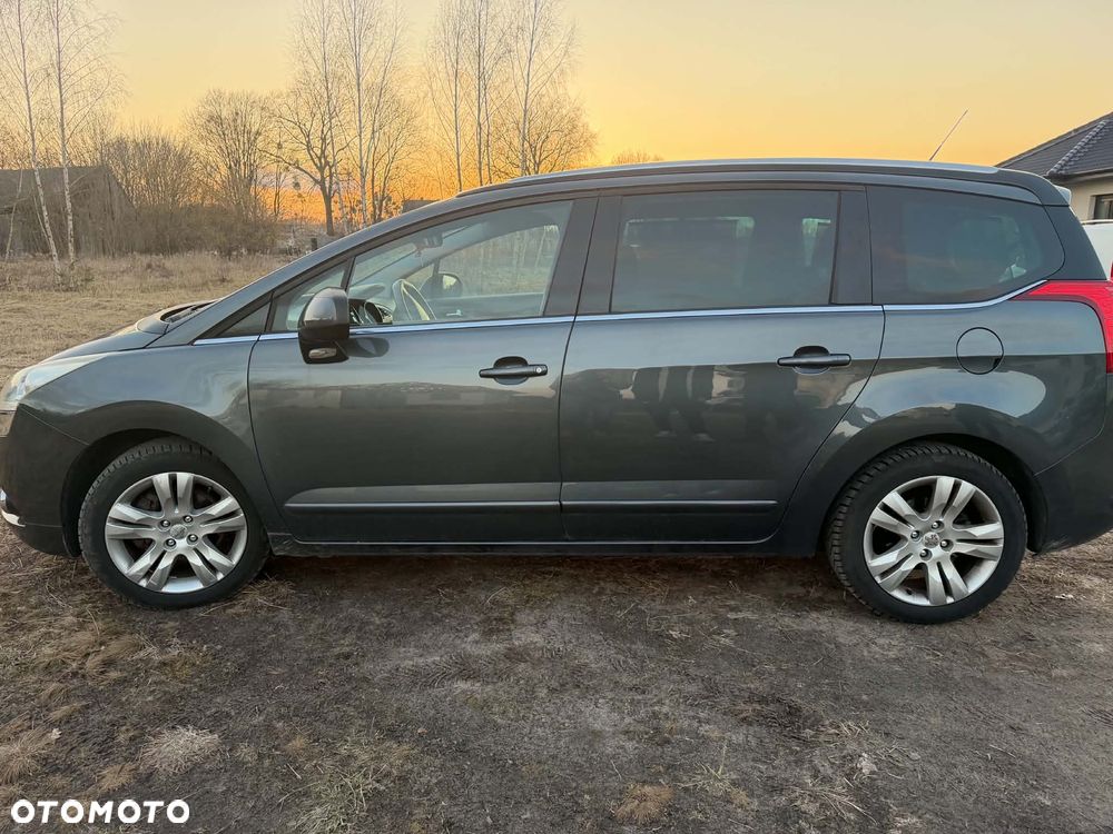 Peugeot 5008 - 2