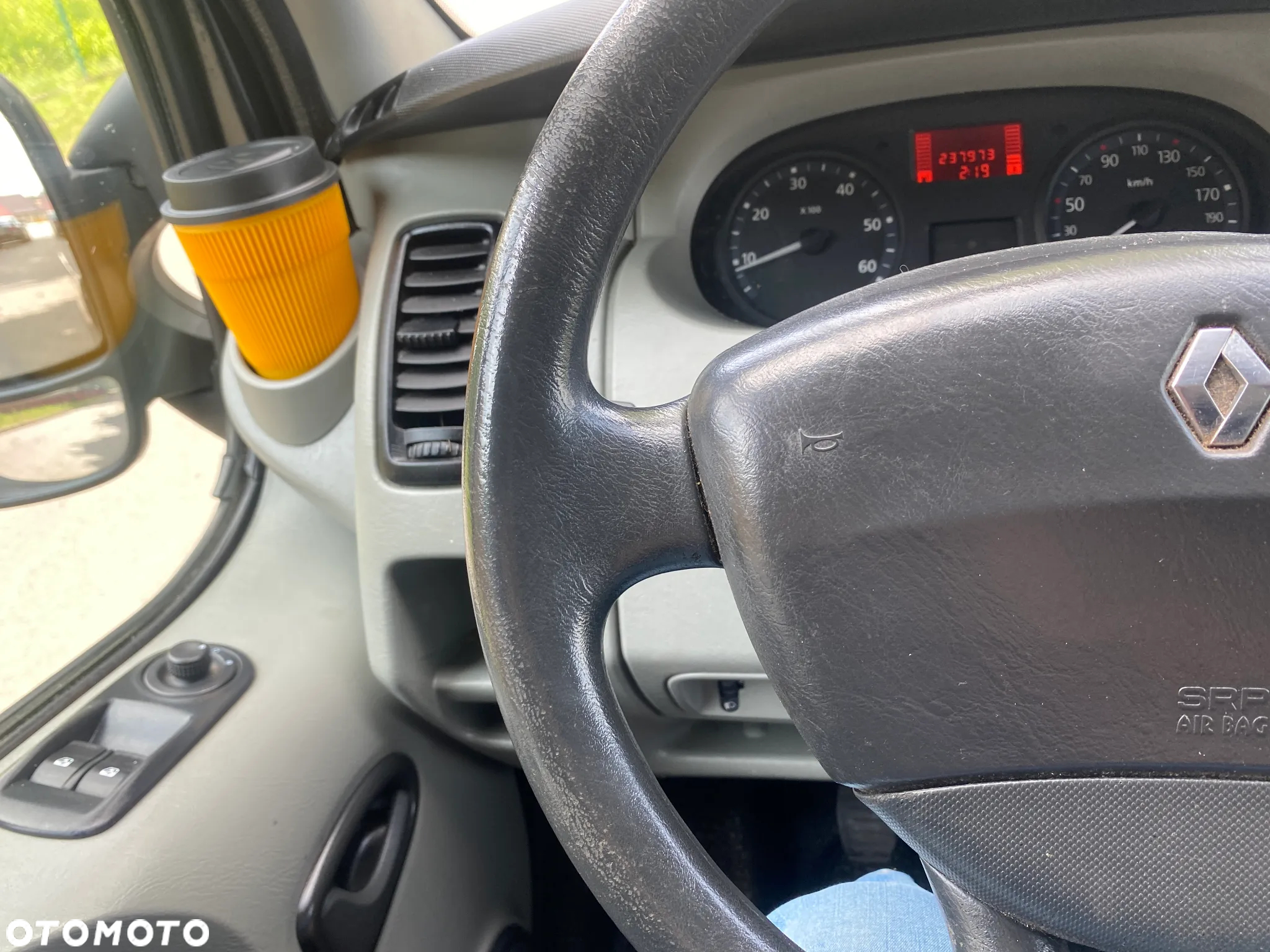 Renault Trafic - 19