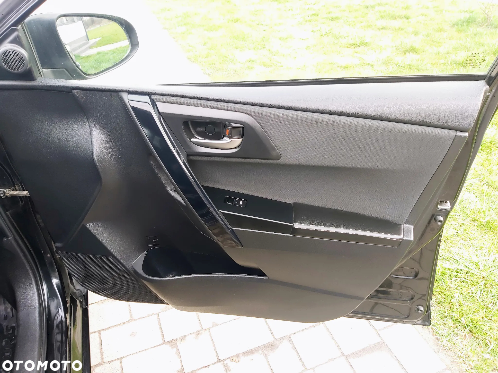 Toyota Auris 1.8 VVT-i Hybrid Automatik Executive - 25