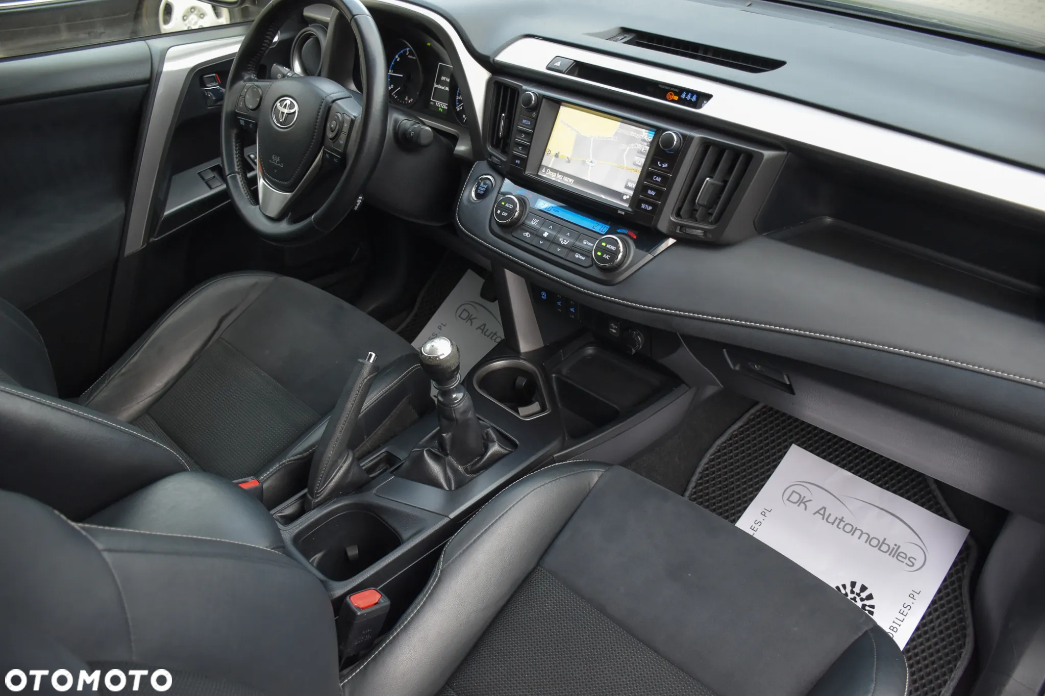 Toyota RAV4 2.0 D-4D Premium 4x2 - 24