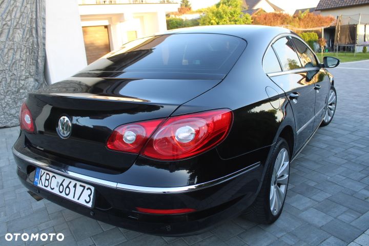 Volkswagen Passat CC - 18