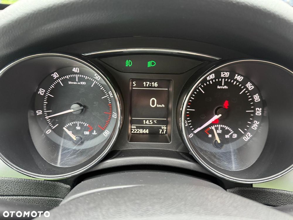 Skoda Superb 1.4 TSI Family - 36