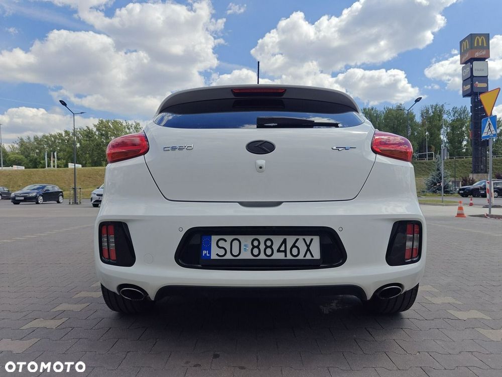 Kia Ceed - 24