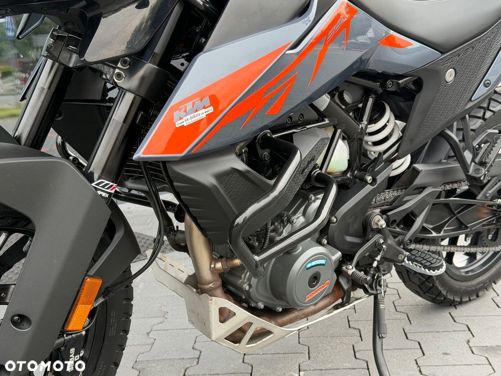 KTM Adventure - 36