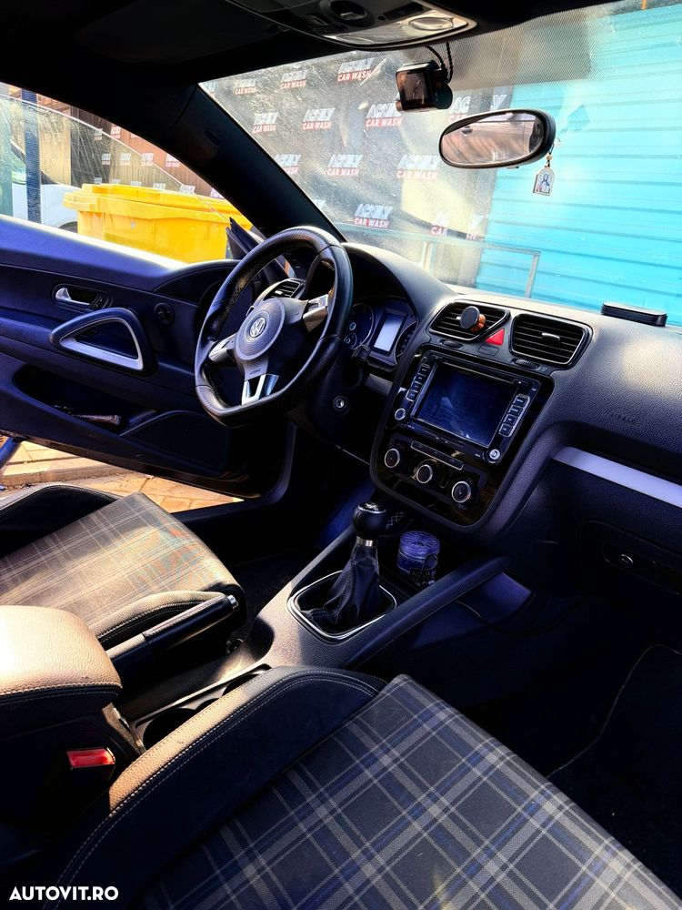 Volkswagen Scirocco - 15