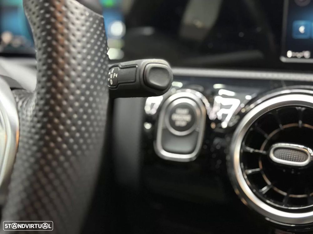 Mercedes-Benz CLA 250 e Shooting Brake AMG Line - 27