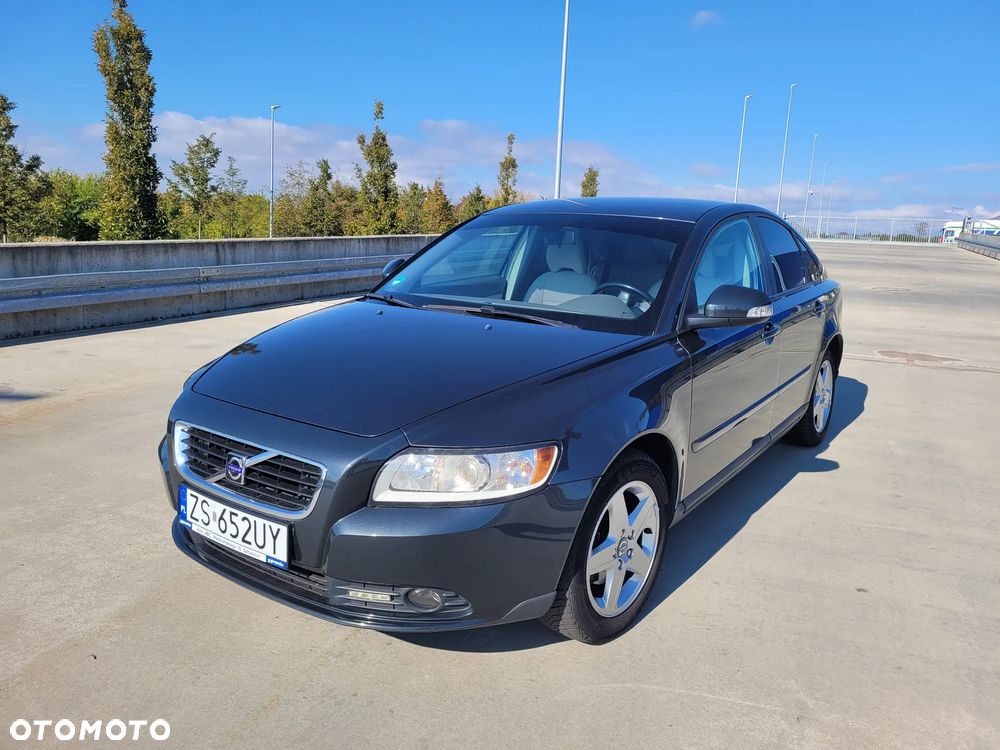 Volvo S40 2.0 Kinetic - 1