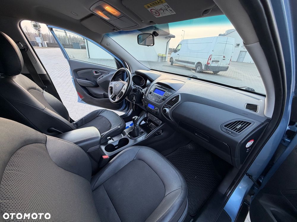 Hyundai ix35 1.6 2WD blue Style - 13