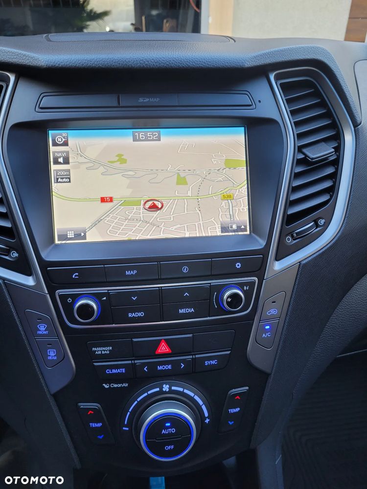 Hyundai Santa Fe 2.0 CRDi Premium 4WD - 24