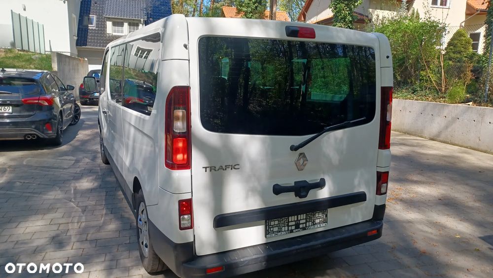 Renault Trafic 2.0 dCi - 7