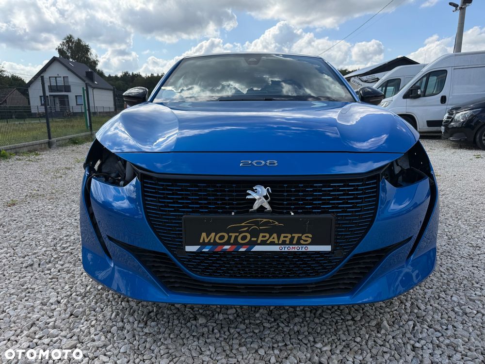 Peugeot 208 - 5