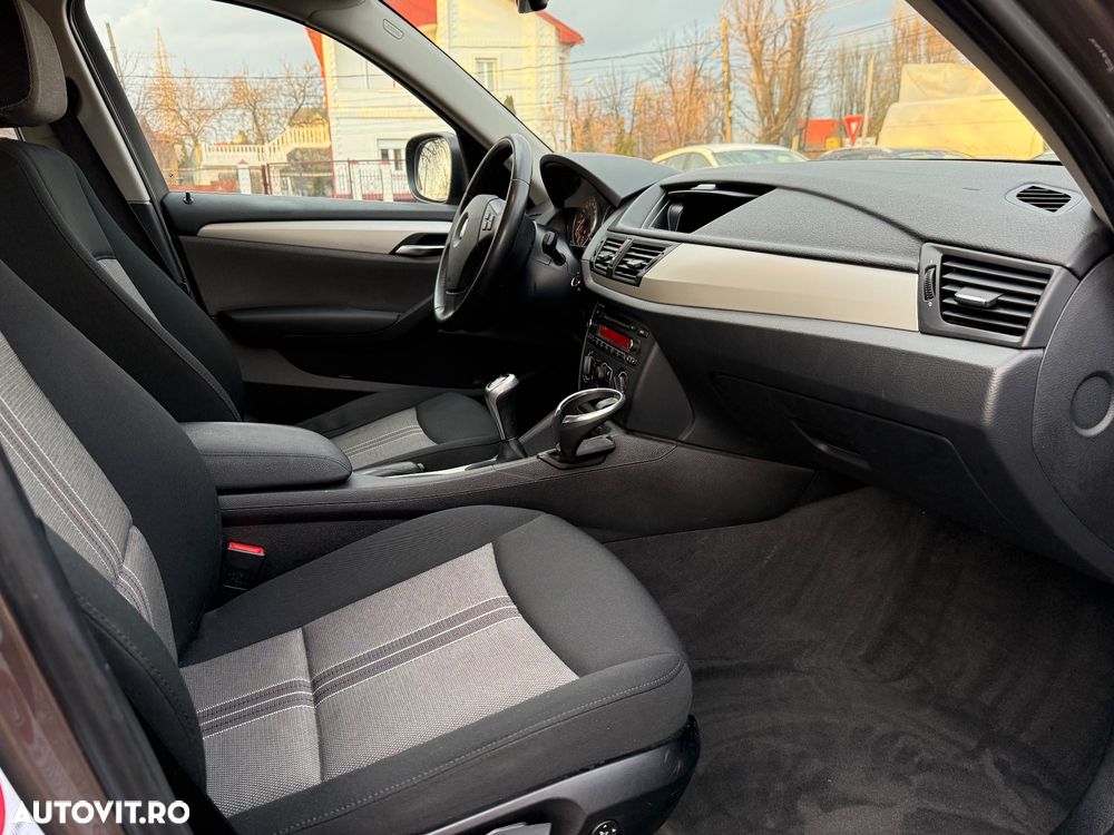 BMW X1 xDrive20d - 15