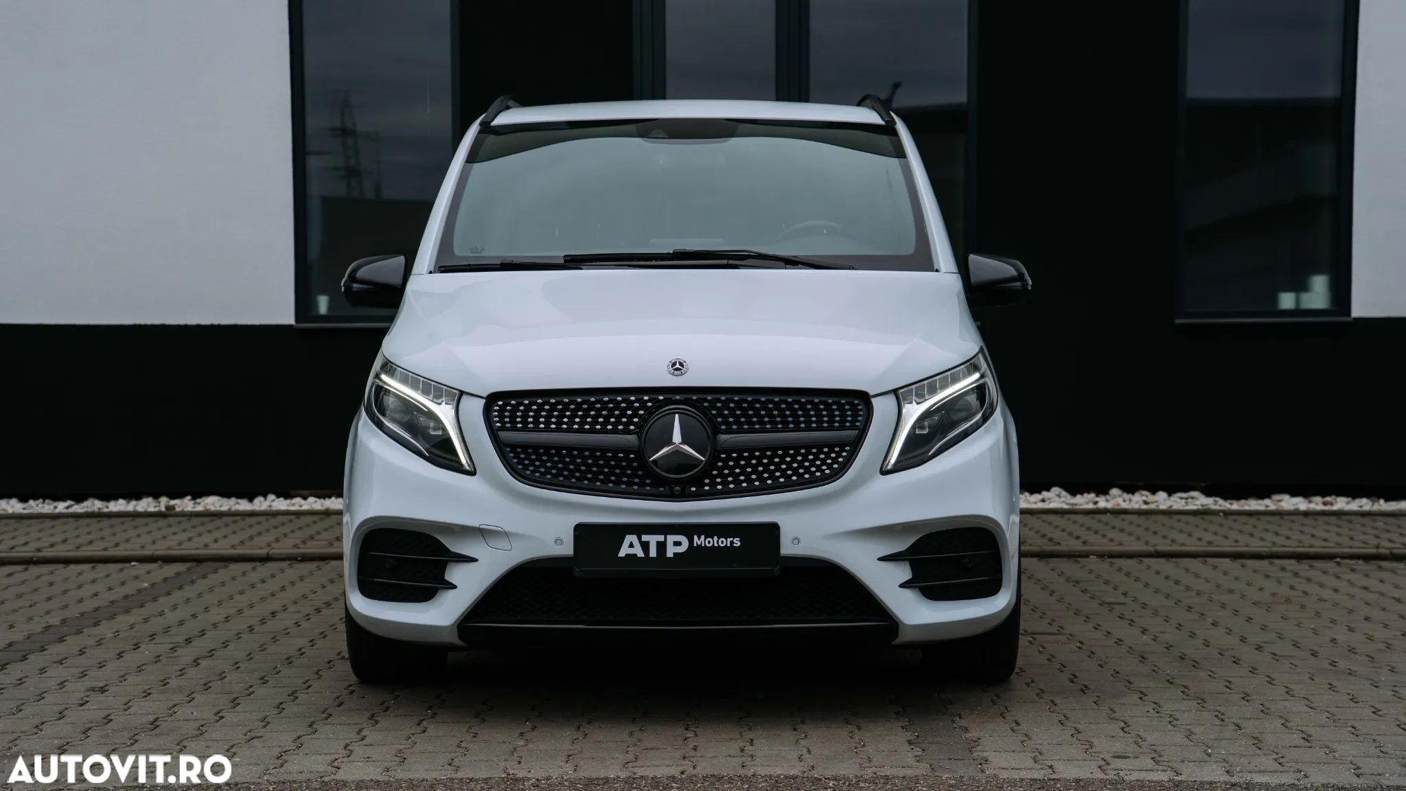 Mercedes-Benz V - 3