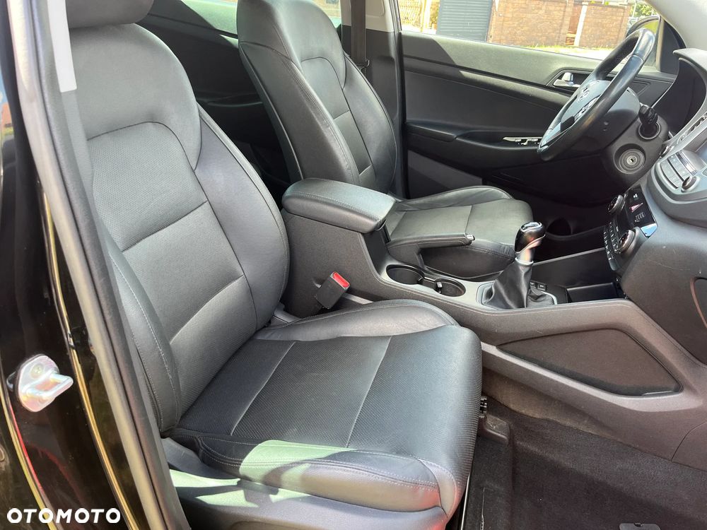 Hyundai Tucson blue 1.6 GDi 2WD Navi - 23