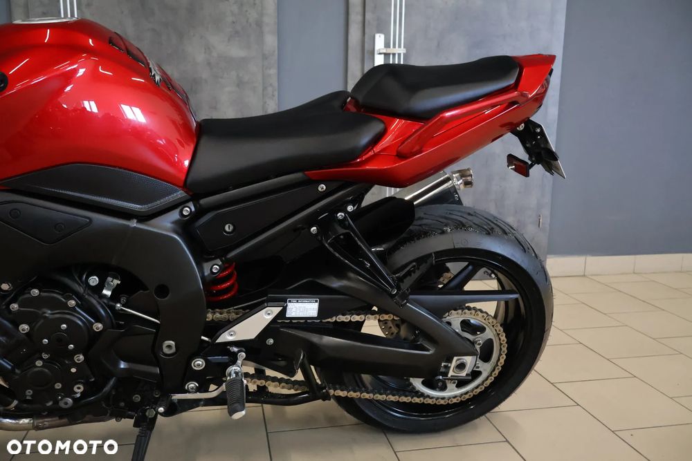 Yamaha FZ - 20
