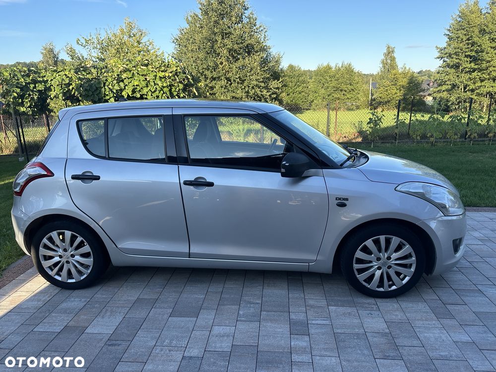 Suzuki Swift - 1
