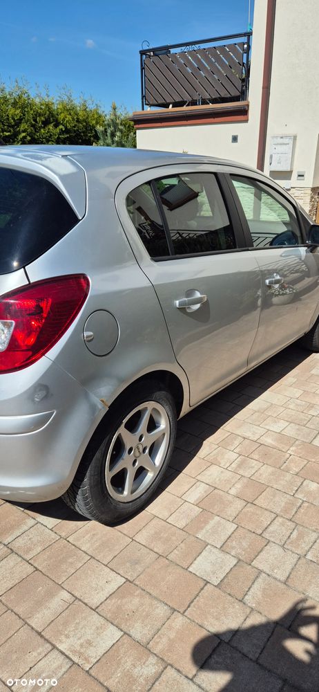 Opel Corsa 1.3 CDTI Cosmo - 4