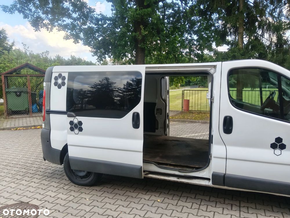 Opel Vivaro - 14