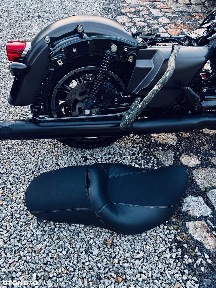 Harley-Davidson Touring Road King - 4