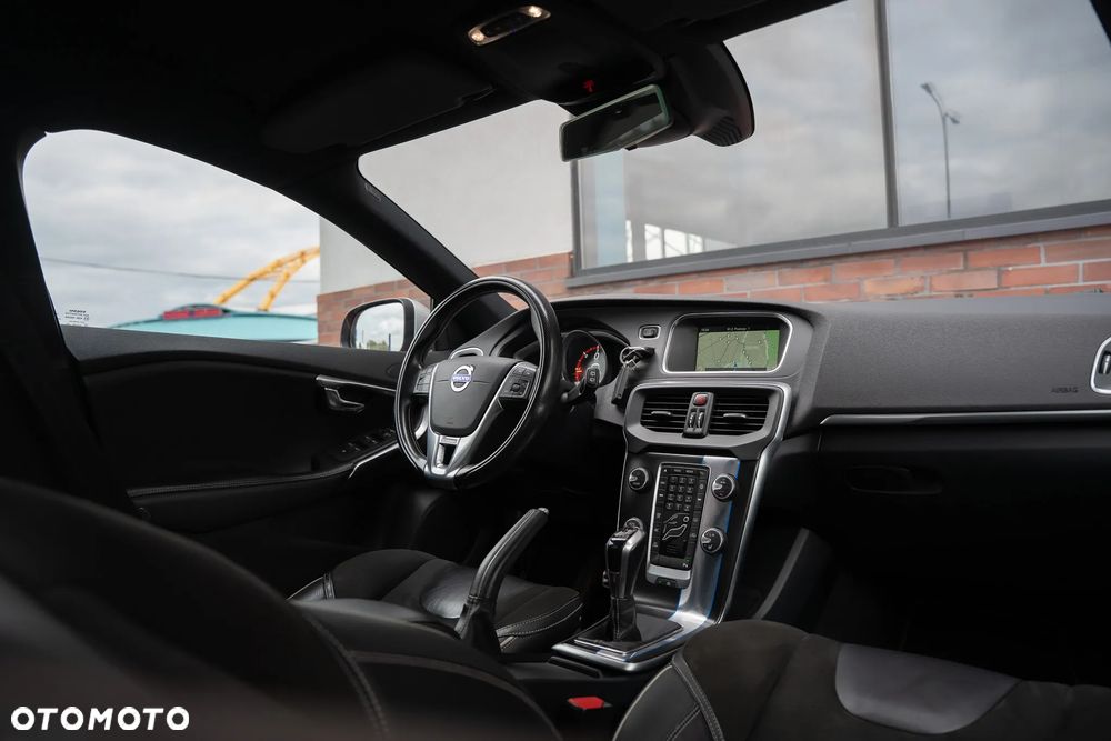 Volvo V40 D2 RDesign - 28