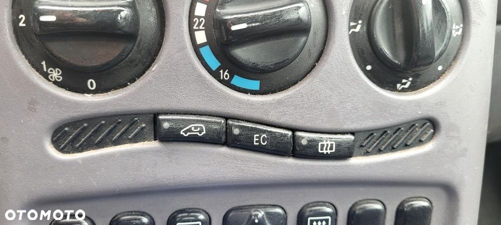 Mercedes Benz A klasa 2000 rok 1,7 Diesel - 14