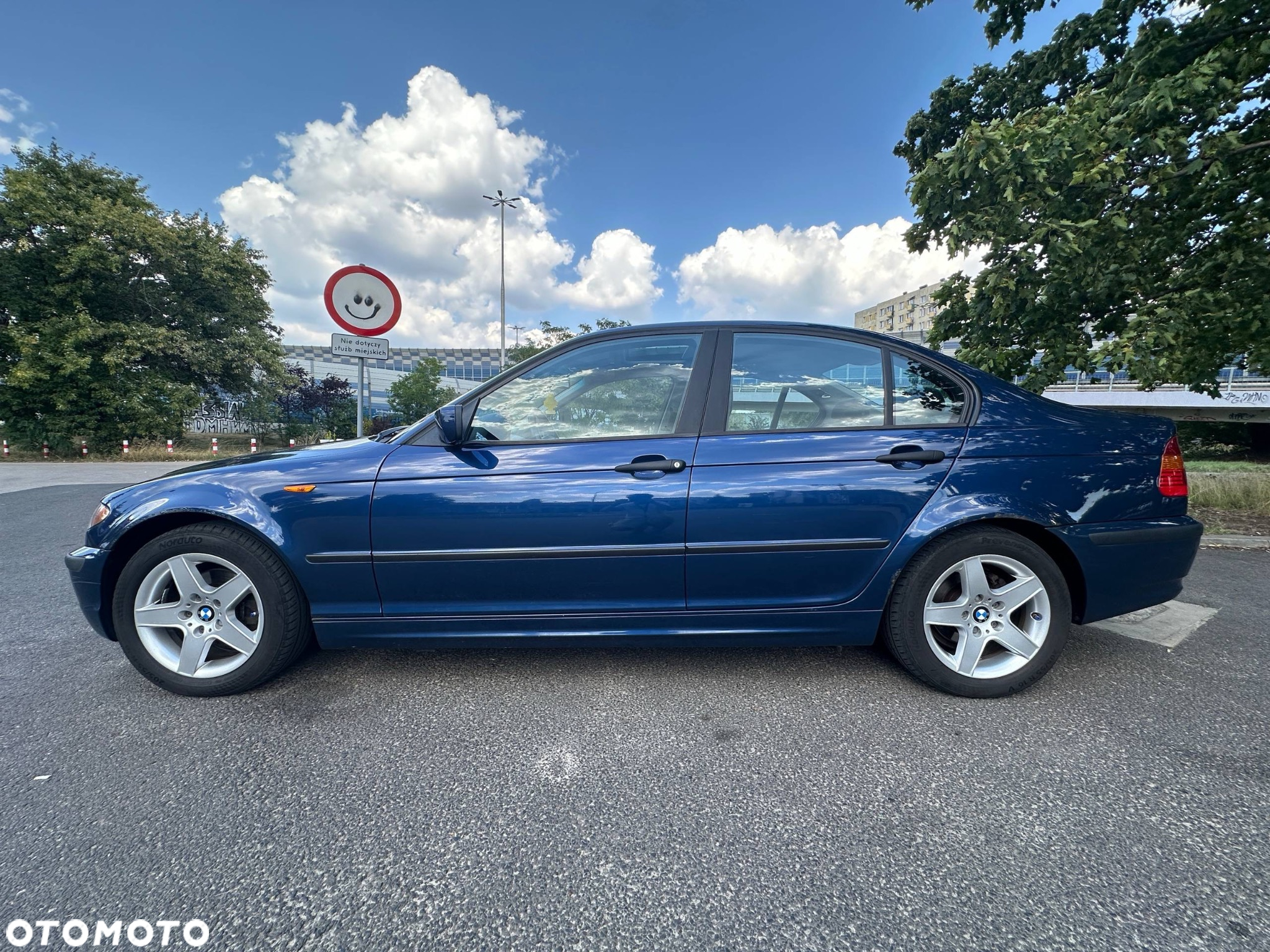 BMW Seria 3 318i - 7