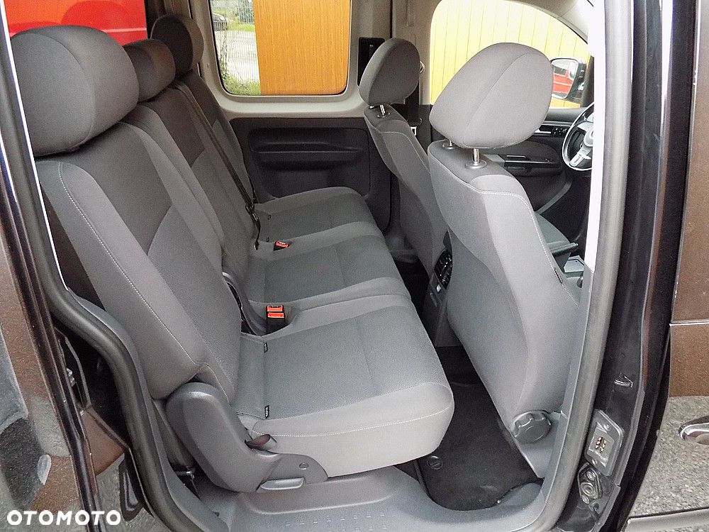 Volkswagen Caddy Maxi Comfortline DSG - 7
