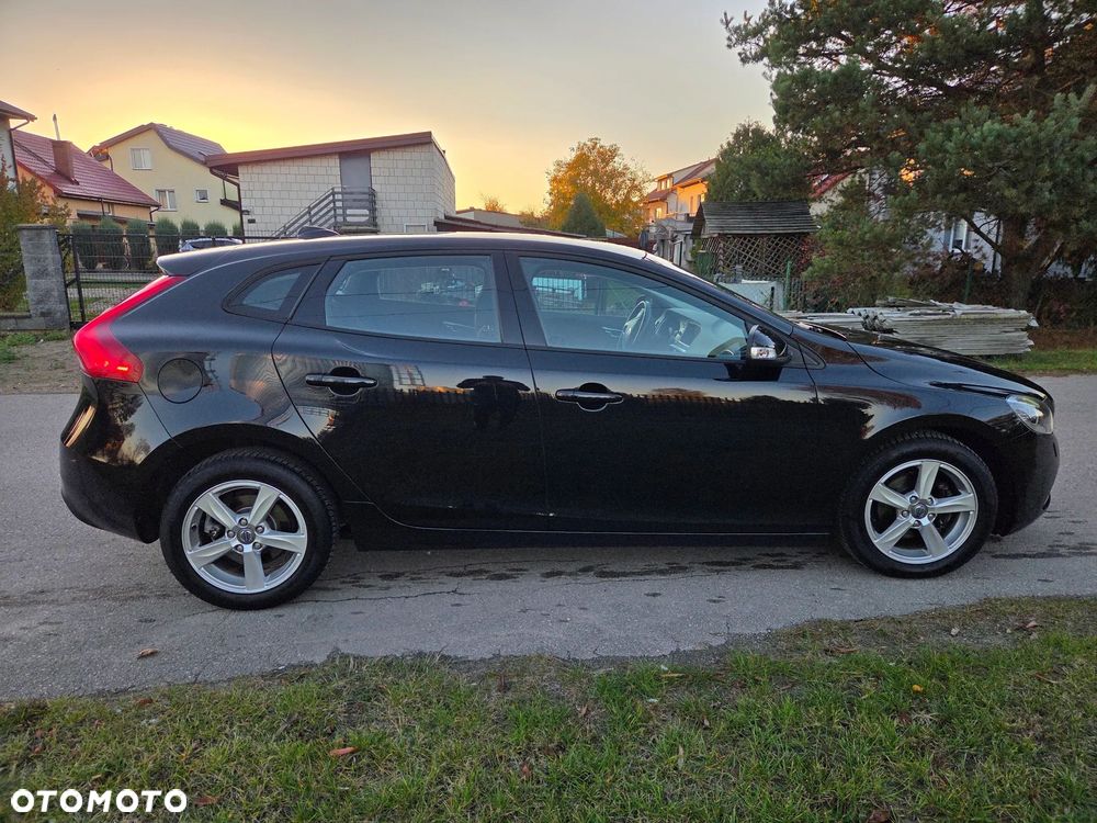Volvo V40 - 10