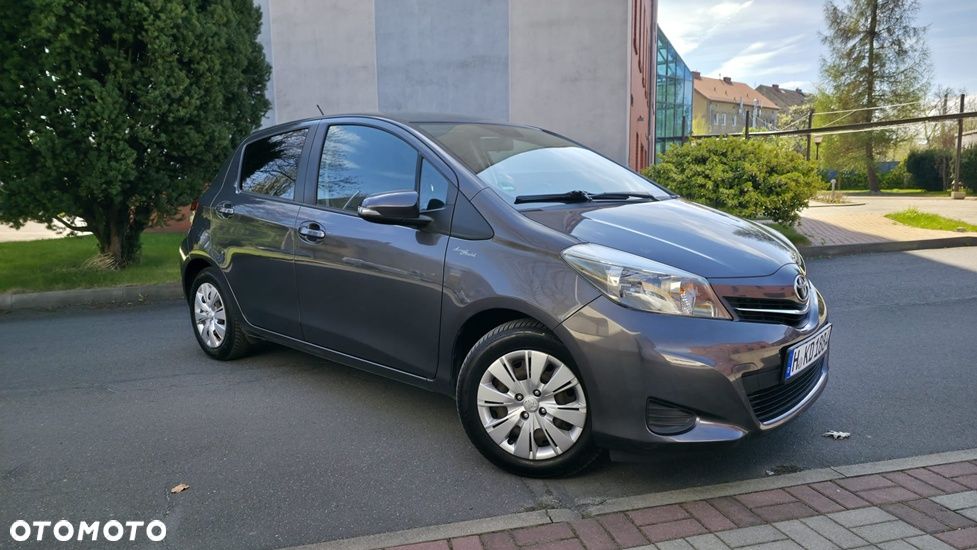 Toyota Yaris 1.33 Premium - 1