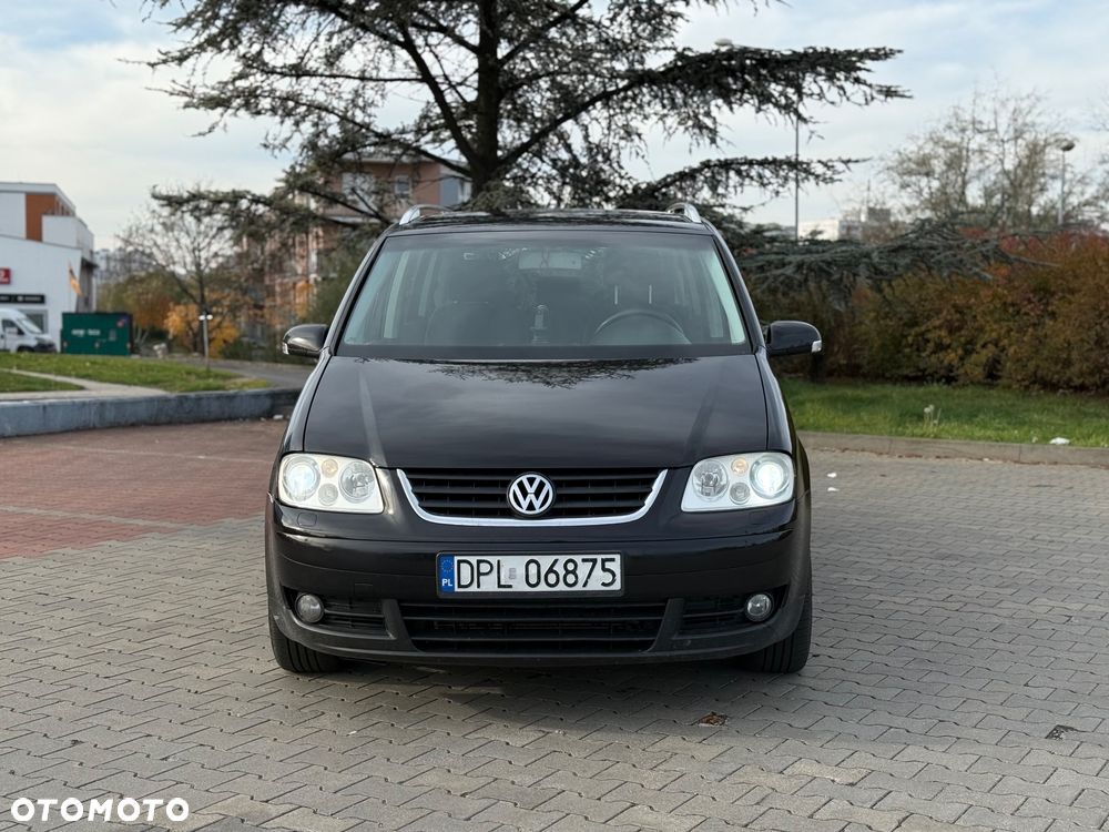 Volkswagen Touran 2.0 TDI Highline DSG - 8