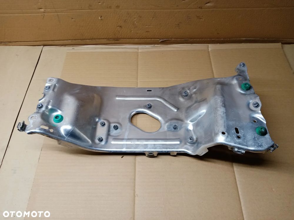 Osłona termiczna komory silnika BMW M5 G30 F90 4.4 V8 7852130 - 4